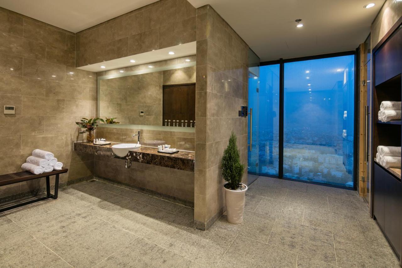 Luxury Beach Condo 5-Star, Rooftop Pool Da Nang Exterior foto